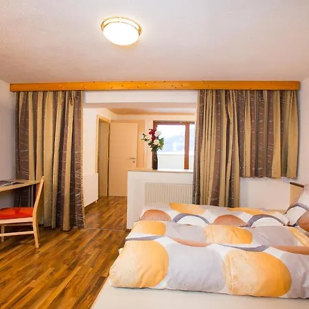 Familienferienhaus Florentine בית נופש